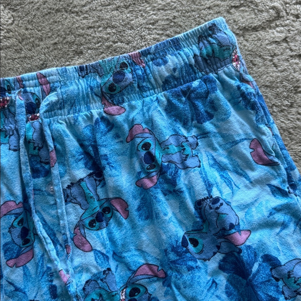 Disney Men's Light Blue Stitch Pattern Sleep Shorts Pajamas - Picture 2 of 7